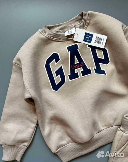 Спортивный костюм Gap