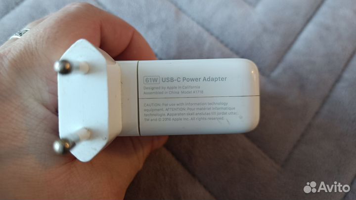 Apple MacBook 61w блок питания A1718