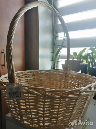 Корзина плетеная большая