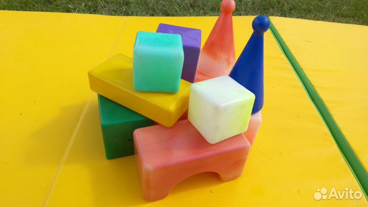 Детские строительные кубики