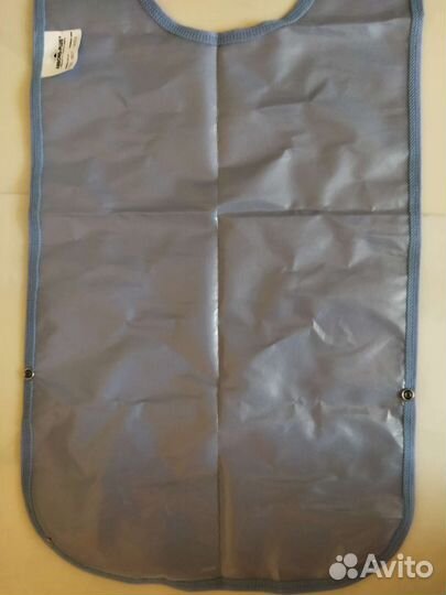 Нагрудник для кормления взрослого. Канада