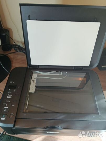 Мфу принтер сканер струйный Canon Pixma MG2240