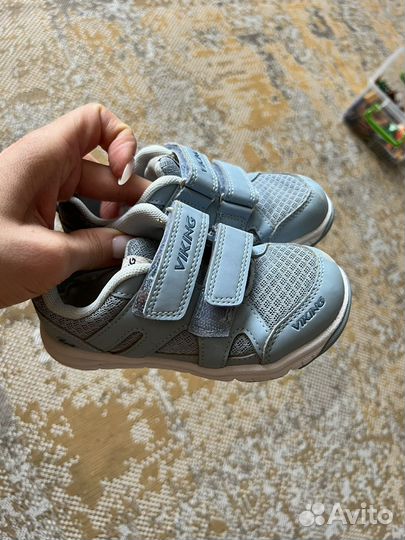 Кроссовки viking 26