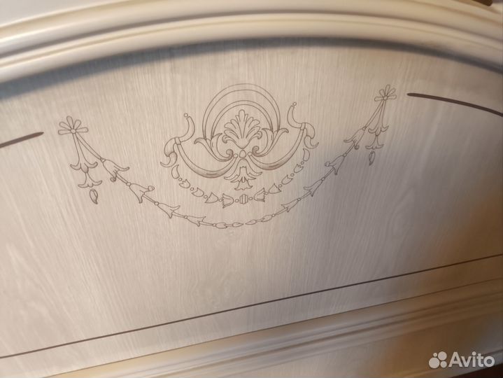 Кровать двухспальная 160х200