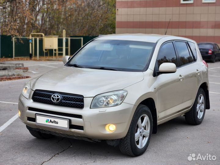 Toyota RAV4 2.0 AT, 2009, 189 130 км