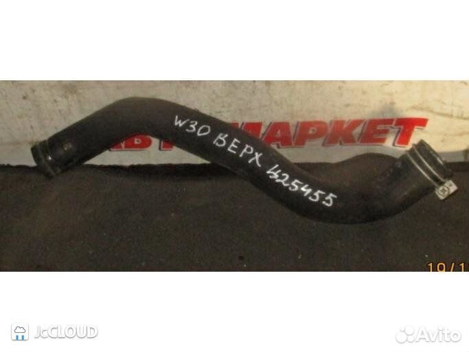 Патрубок радиатора на nissan largo W30 KA24DE