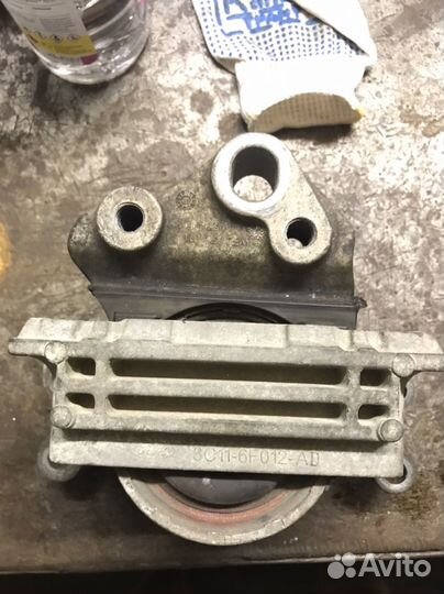 Подушка двигателя Форд Транзит