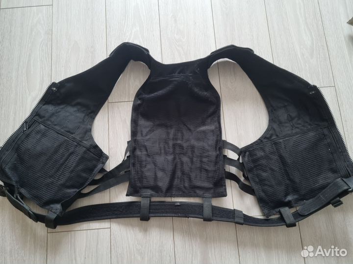 Разгрузочный жилет