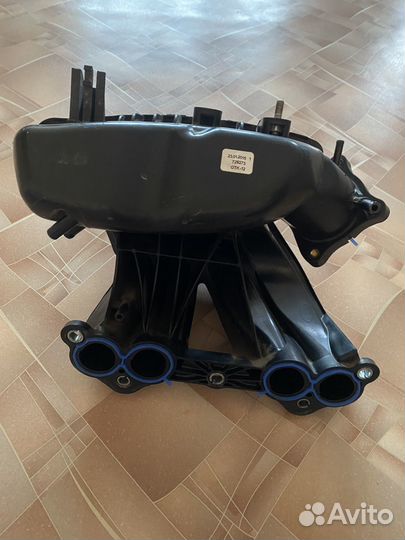 Впускной коллектор