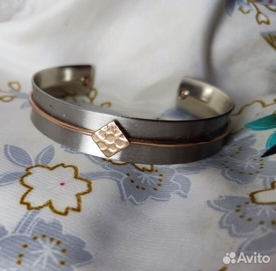 Орифлейм Бохо Серьги - кисть и набор браслетов