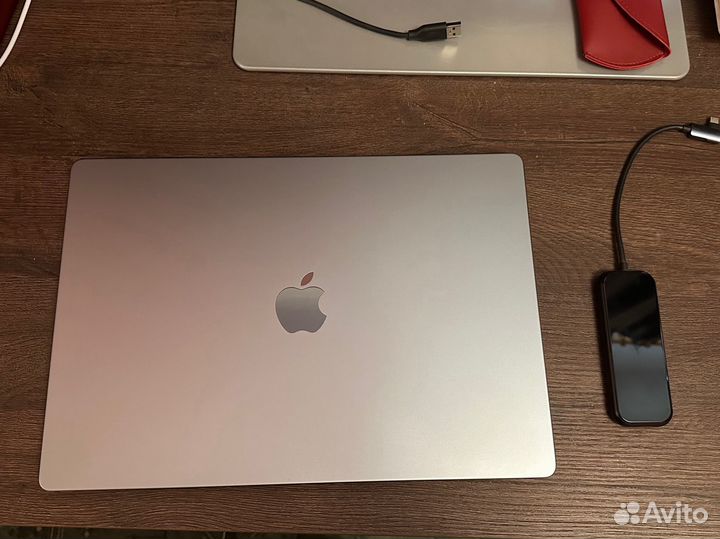 Apple MacBook Pro 16 m1 pro