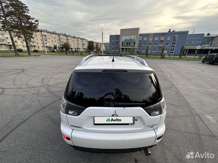 Mitsubishi Outlander 2.4 CVT, 2008, 200 000 км