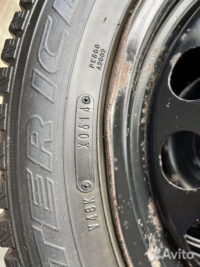 Dunlop SP Winter Ice 01 205/55 R16 94T