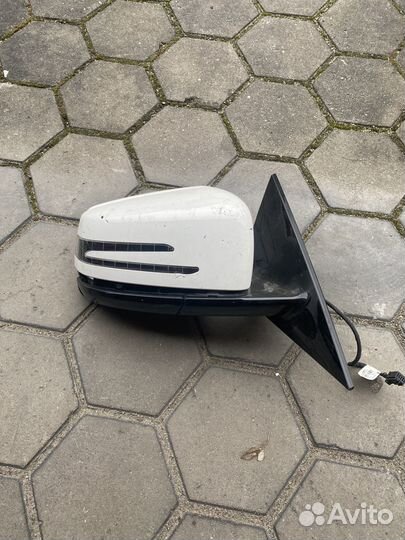 Корпус правого зеркала заднего вида mercedes w212