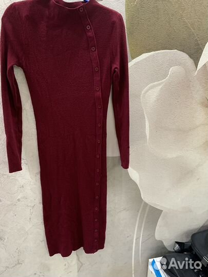 Вязаное платье