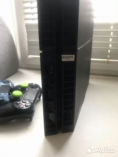 Sony playstation 4 fat 2 геймпада