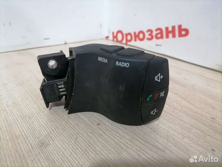Джойстик магнитолы Рено Флюенс
