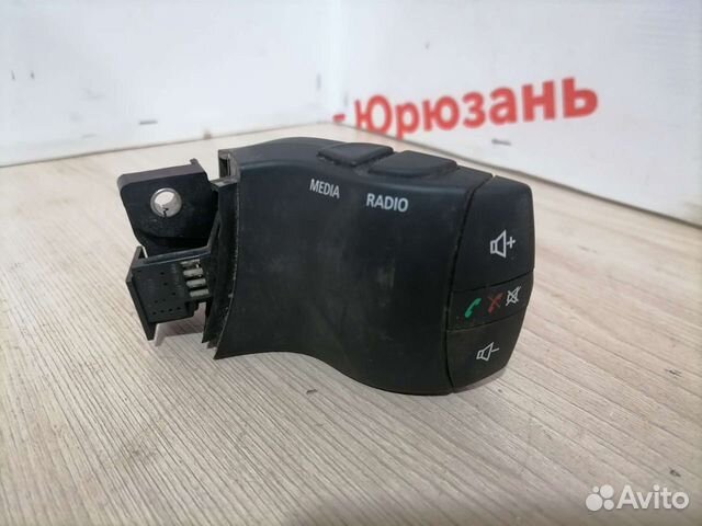 Джойстик магнитолы Рено Флюенс