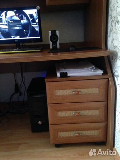 Продам двухярусную кровать(новая)