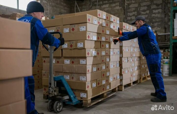 Простая работа на складе - грузить коробки