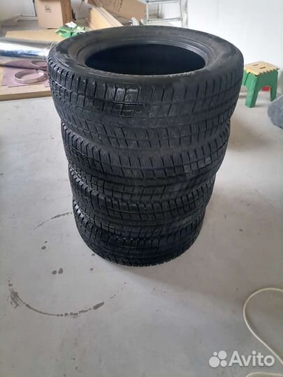 Roadstone Winguard Ice 225/60 R17