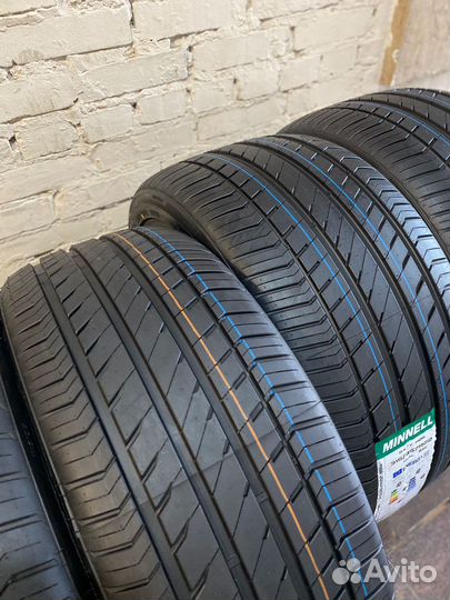 Minnell Safy M06 315/35 R22 и 275/40 R22 108W