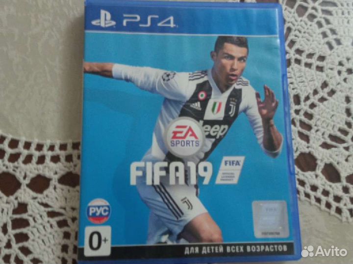 Диск Fifa 19 и Driveclub