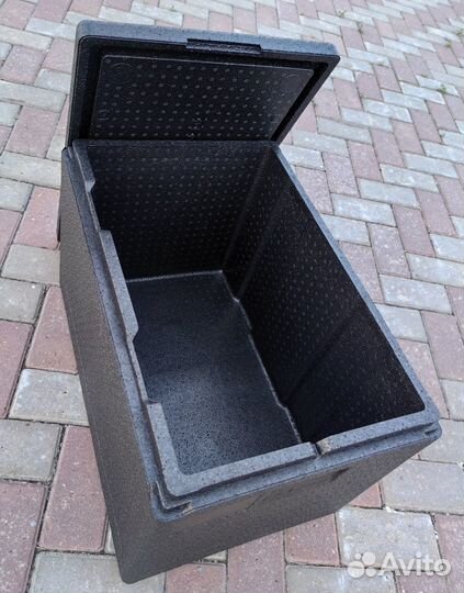 Ударопрочный термоконтейнер 109 литров