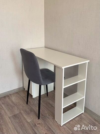 Письменный стол