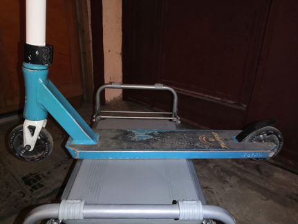 Трюковой самокат