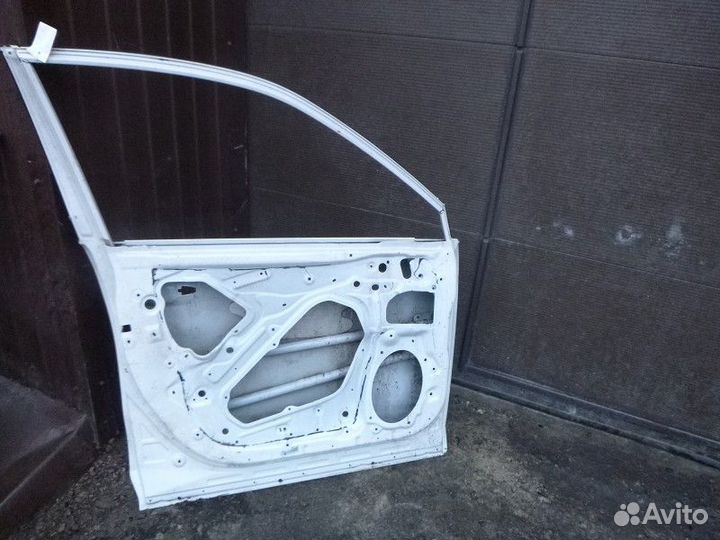 Дверь передняя левая subaru forester forester (S13
