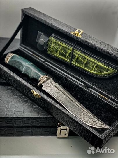 Нож из дамасской стали