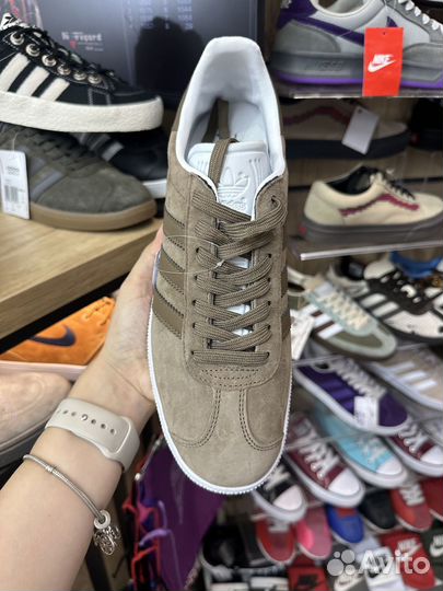 Кроссовки adidas gazelle