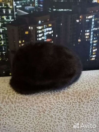 Женский норковый берет