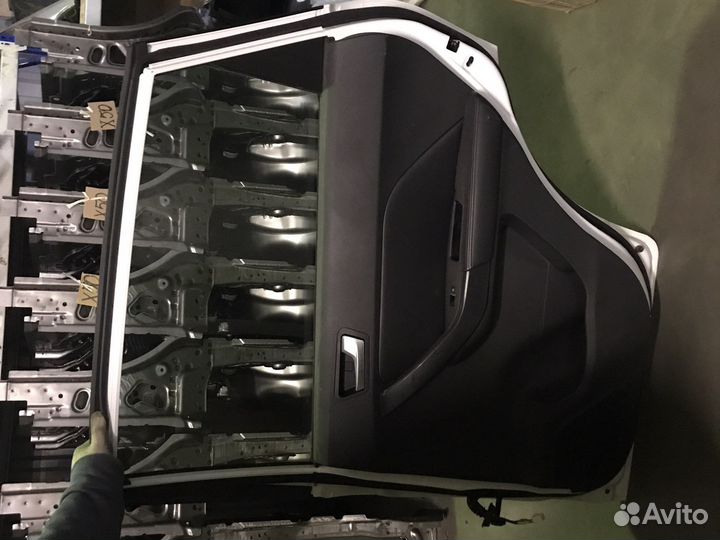 Дверь задняя правая Lifan X70