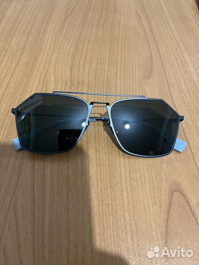 Солнцезащитные очки Fendi