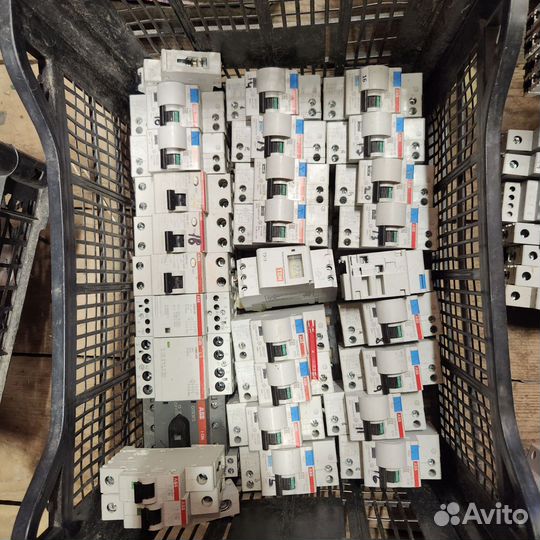 Автомат, диф. автомат авв