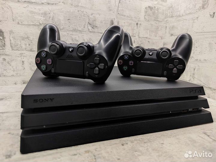 Sony PS4 Pro +2 Джойстика+ 5 игр