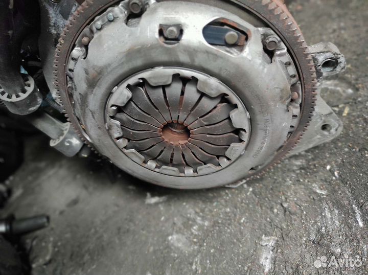 Комплект сцепления на Volkswagen caddy 2.0 sdi