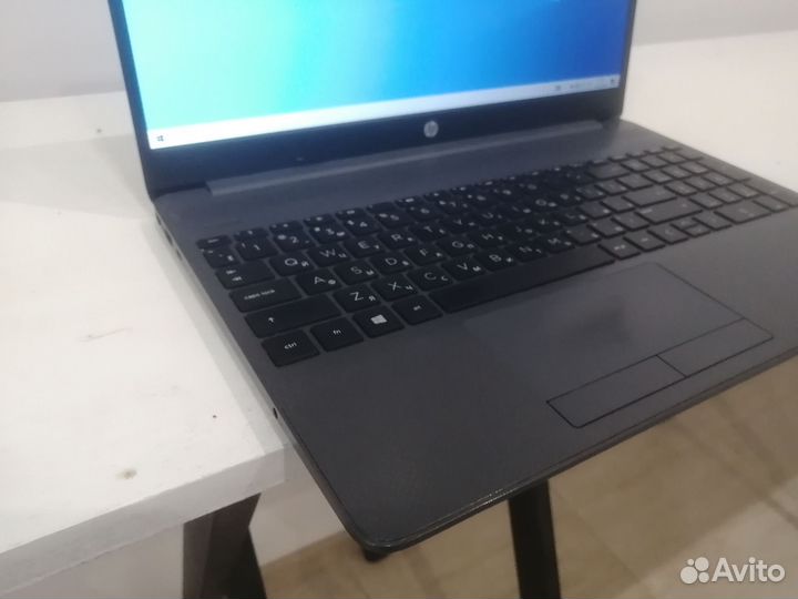 Мощный ультрабук HP Full HD IPS/12Gb/SSD