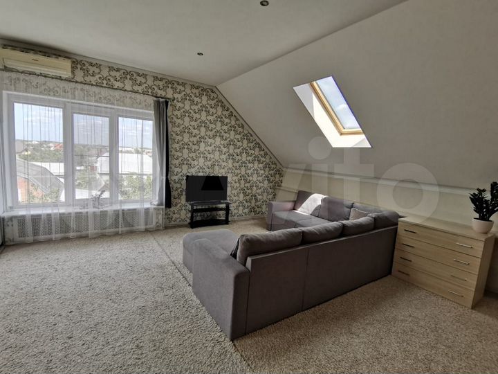 1-к. квартира, 69 м², 3/3 эт.