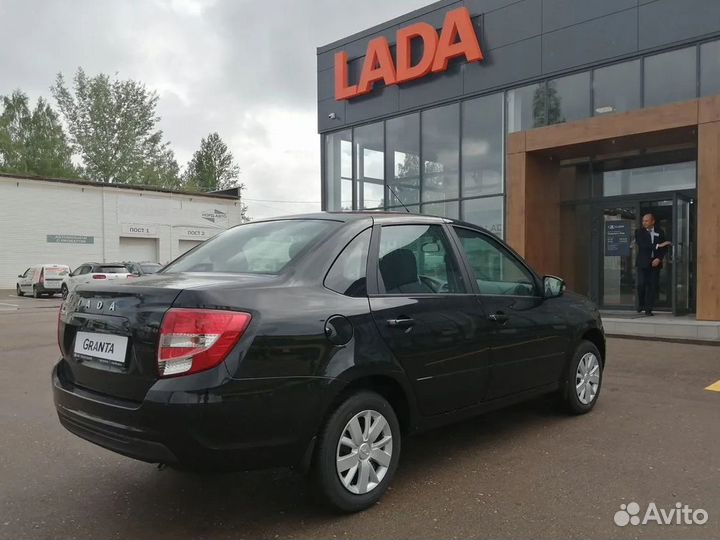 LADA Granta 1.6 МТ, 2023