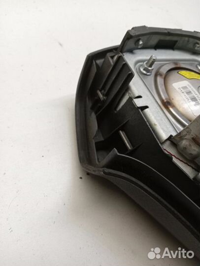 Подушка безопасности в руль Geely Mk Cross хетчбек