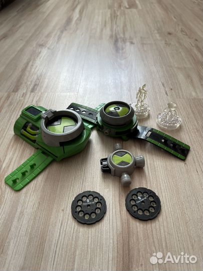 Часы игрушка Бен Тен Ben Tenison