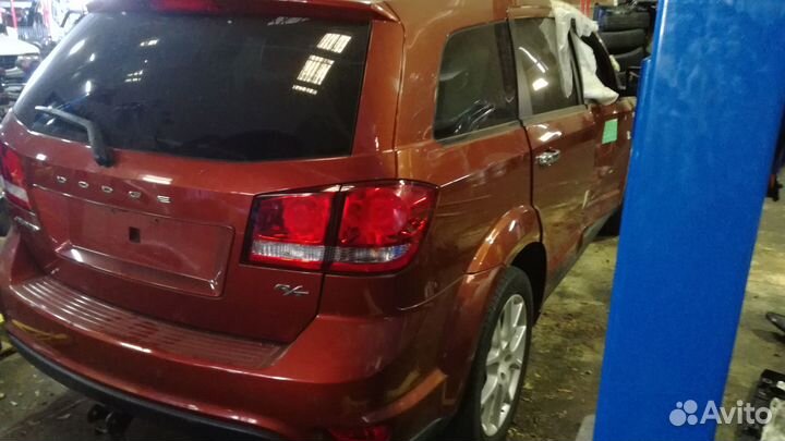 Разбор на запчасти Dodge Journey 2011