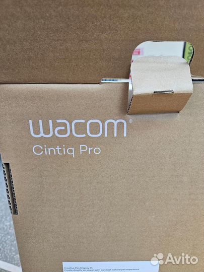 Графический планшет Wacom Cintiq Pro 24 DTH-2420