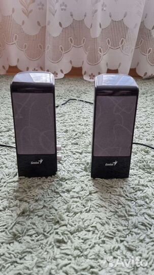 Компьютерные колонки Genius