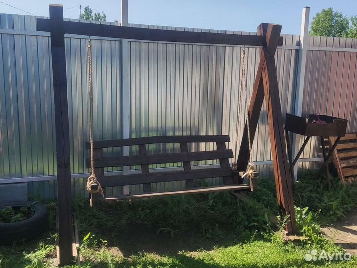 Садовые качели новые