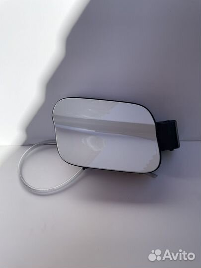 Лючок бензобака Volkswagen Tiguan 2 2022 Allspace