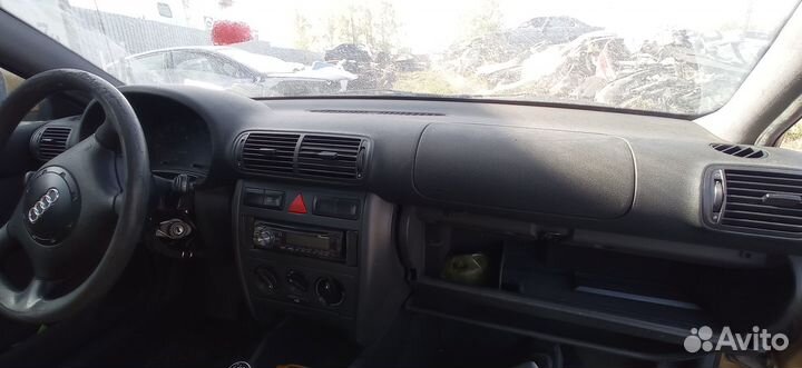 Панель торпедо Audi A3 1997г